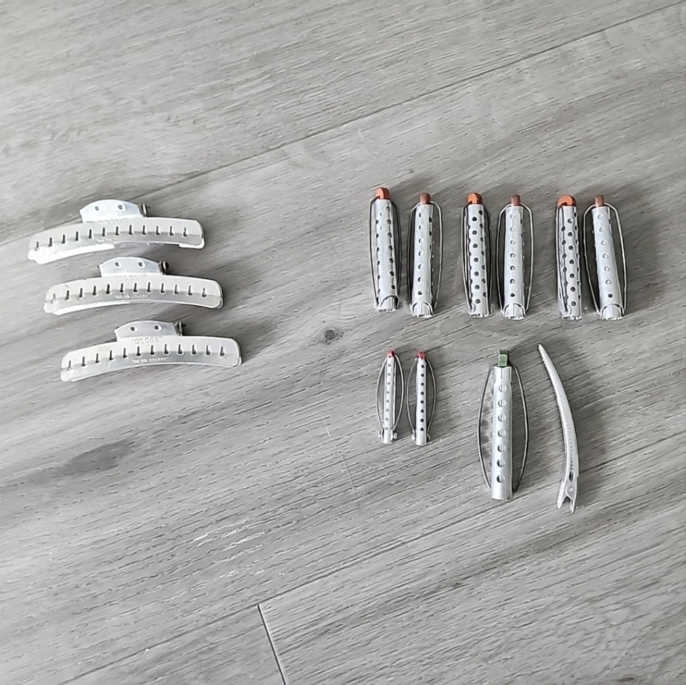 Vintage Goody Aluminum Rollers/clips